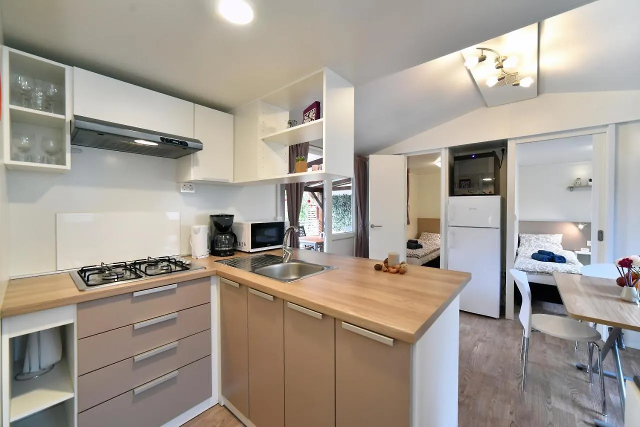 Mobile Home Posidonija Biograd Na Moru 0*,